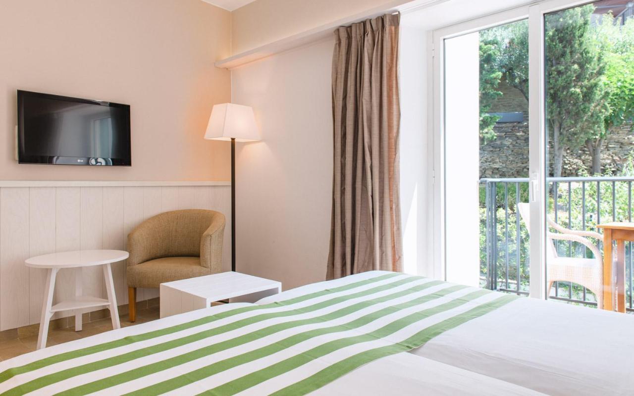 Hotel Playa Sol Cadaques Ngoại thất bức ảnh