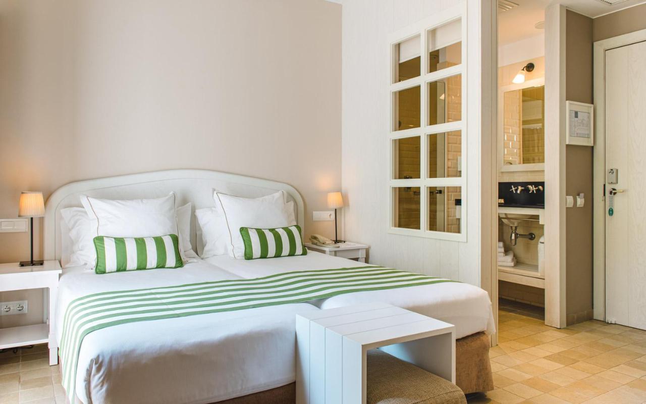 Hotel Playa Sol Cadaques Ngoại thất bức ảnh